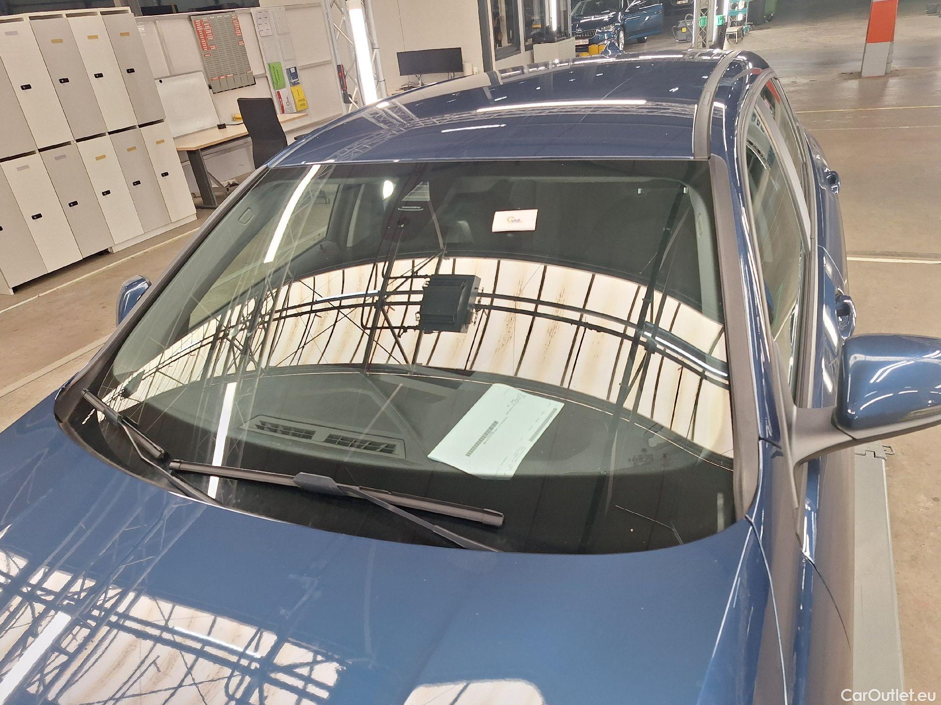  Bmw  Serie 1 BMW, 1-serie '19, BMW 1 Reeks Hatch 116d (85 kW) 5d #38