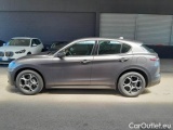  Alfa Romeo   STELVIO ALFA ROMEO / 2017 / 5P / SUV 2.2 TD 210 CV SPRINT AT8 Q4 #8