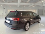  Volkswagen  Passat VOLKSWAGEN  / 2019 / 5P / STATION WAGON VAR. 2.0TDI SCR EVO 110KW BUSIN. BMT DSG #2