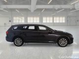  Volkswagen  Passat VOLKSWAGEN  / 2019 / 5P / STATION WAGON VAR. 2.0TDI SCR EVO 110KW BUSIN. BMT DSG #7
