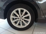  Volkswagen  Passat VOLKSWAGEN  / 2019 / 5P / STATION WAGON VAR. 2.0TDI SCR EVO 110KW BUSIN. BMT DSG #18