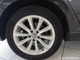  Volkswagen  Passat VOLKSWAGEN  / 2019 / 5P / STATION WAGON VAR. 2.0TDI SCR EVO 110KW BUSIN. BMT DSG #131