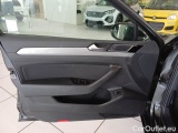  Volkswagen  Passat VOLKSWAGEN  / 2019 / 5P / STATION WAGON VAR. 2.0TDI SCR EVO 110KW BUSIN. BMT DSG #142
