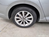  Volkswagen  Passat VOLKSWAGEN  / 2019 / 5P / STATION WAGON VAR. 2.0TDI SCR EVO 110KW BUSINESS DSG #45