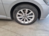  Volkswagen  Passat VOLKSWAGEN  / 2019 / 5P / STATION WAGON VAR. 2.0TDI SCR EVO 110KW BUSINESS DSG #47