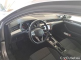  Volkswagen  Passat VOLKSWAGEN  / 2019 / 5P / STATION WAGON VAR. 2.0TDI SCR EVO 110KW BUSINESS DSG #40
