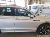  Volkswagen  Tiguan VOLKSWAGEN  / 2020 / 5P / SUV 2.0 TDI SCR 110KW R-LINE DSG 4MOTION #51