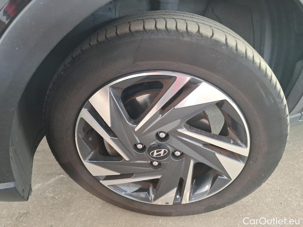  Hyundai  Bayon HYUNDAI  / 2021 / 5P / SUV 1.0 T-GDI 100 DCT- 7 HYB 48V INTUITIVE #10
