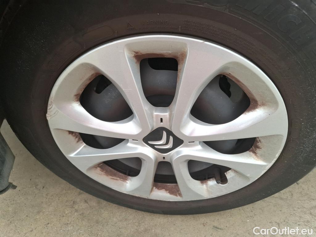  Citroen  C3 CITROEN  / 2016 / 5P / Berline PureTech 110 S&S BVM6 Feel #27