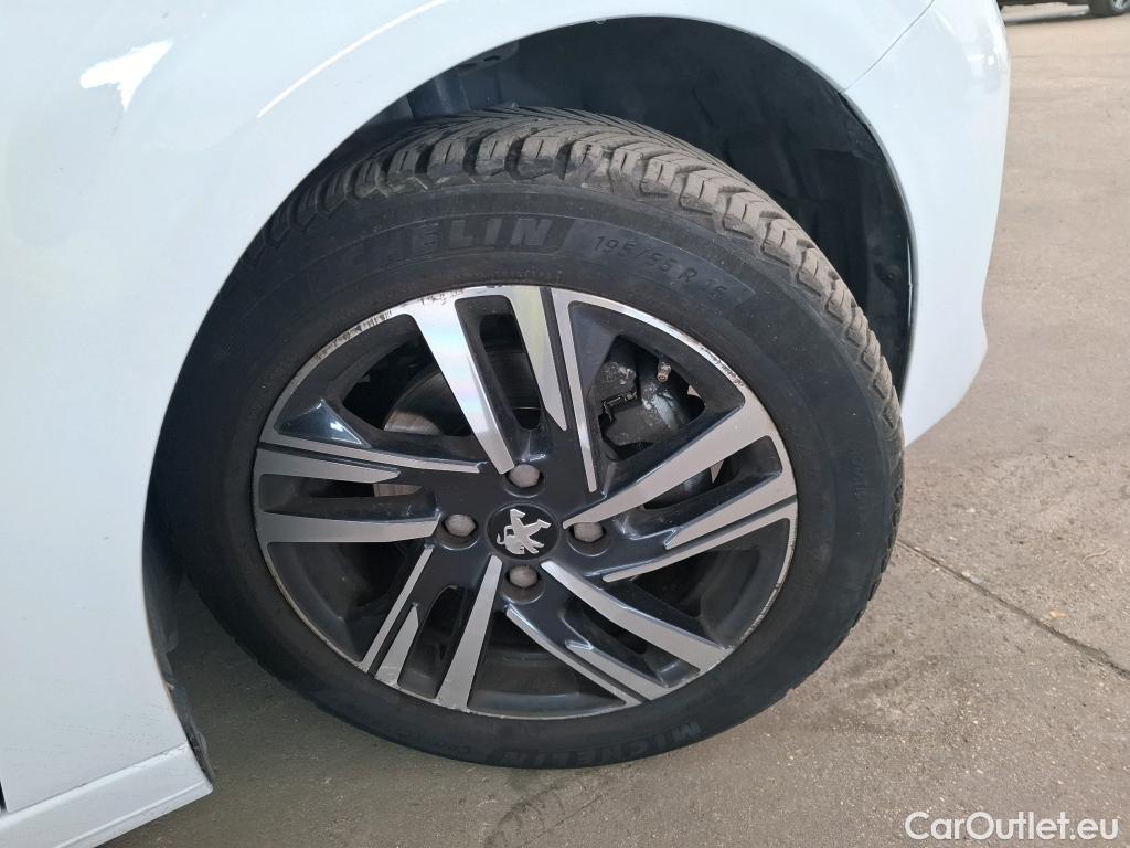  Peugeot  208  Allure Business 1.2 PureTech 100CV BVM6 E6d #6