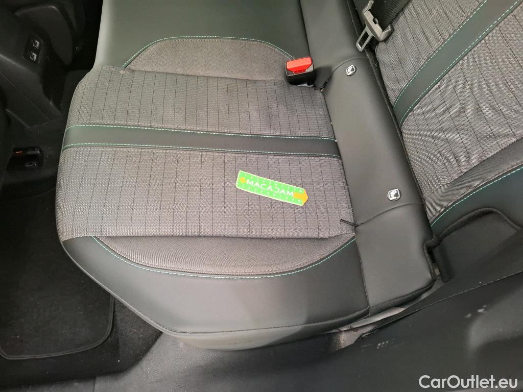  Peugeot  208  Allure Business 1.2 PureTech 100CV BVM6 E6d #20