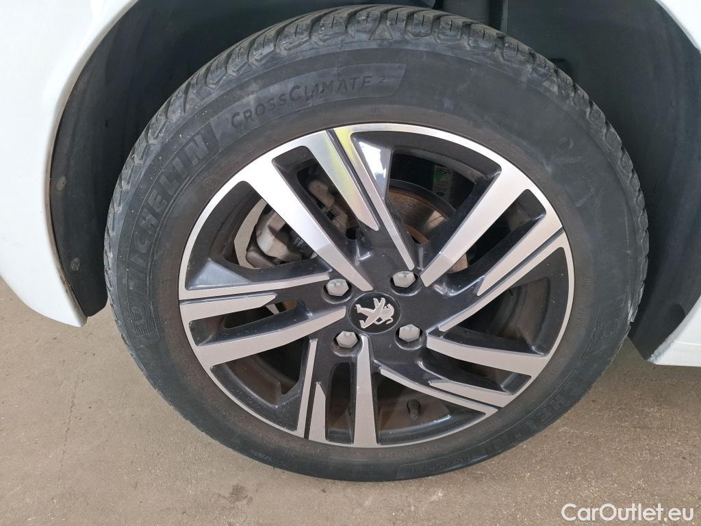 Peugeot  208  Allure Business 1.2 PureTech 100CV BVM6 E6d #4