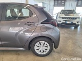  Toyota  Yaris TOYOTA  / 2020 / 5P / BERLINA HYBRID BUSINESS MY20 #54