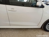  Toyota  Yaris TOYOTA  / 2020 / 5P / BERLINA HYBRID BUSINESS MY22 #39