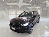 Volvo XC 40 VOLVO XC40 / 2017 / 5P / SUV T5 PLUG-IN HYBRID AUTO RECHARGE R-DESIGN