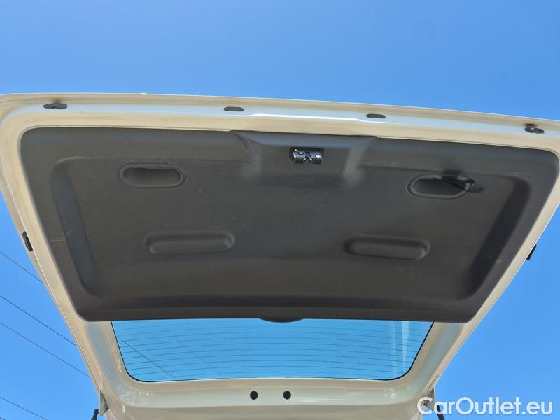  Renault  Kangoo  2 (2008)  1.5BdCi 95 Zen 5d #8