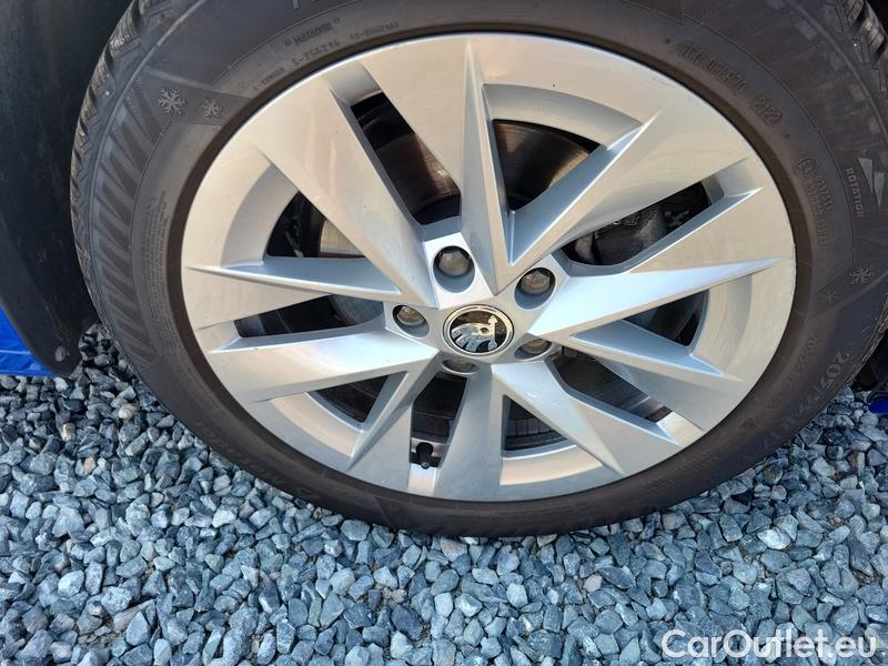  Skoda  Octavia  Lim. (NX3)(2020)  1.0TSI 81 Style #6