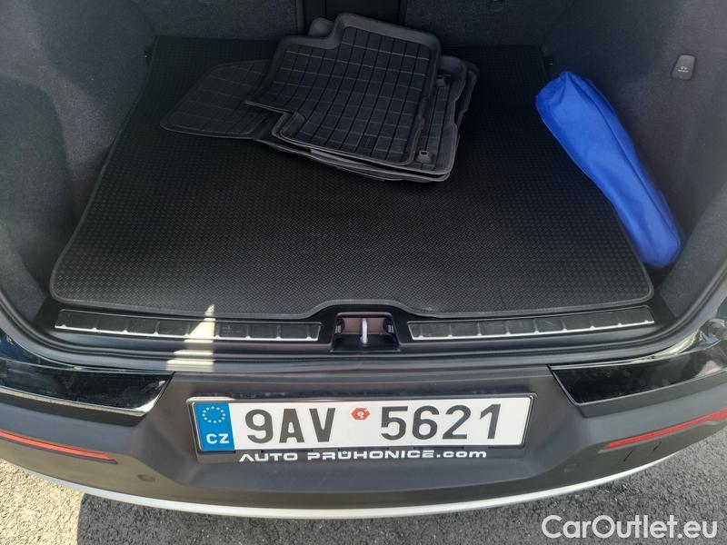  Volvo  XC 40  (2017->) XC40 B4 P Ultim Bright AWD AT #6