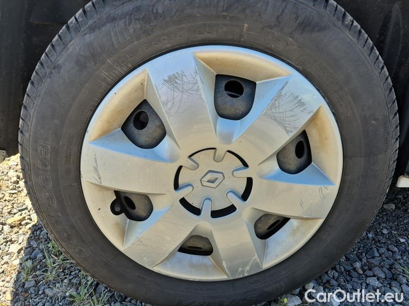  Renault  Kangoo  2 (2008)  1.5BdCi 95 Zen 5d #6
