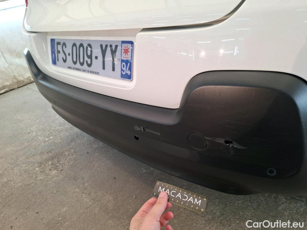 Citroen  C3  Société Feel Nav 1.2 PureTech 80CV BVM5 E6d #3