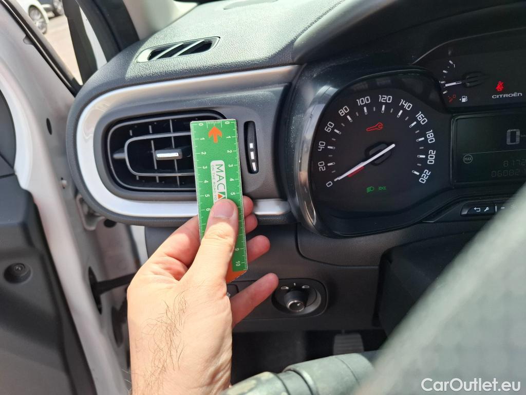  Citroen  C3  Société Feel Nav 1.2 PureTech 80CV BVM5 E6d #10