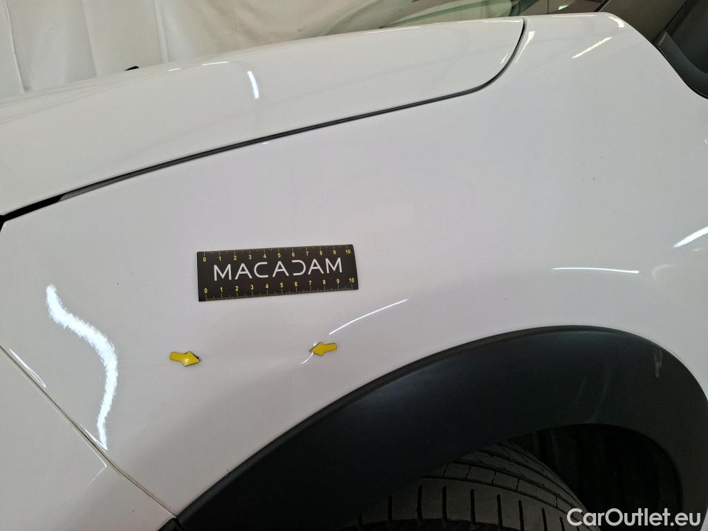  Citroen  C3  Société Feel Nav 1.2 PureTech 80CV BVM5 E6d #1