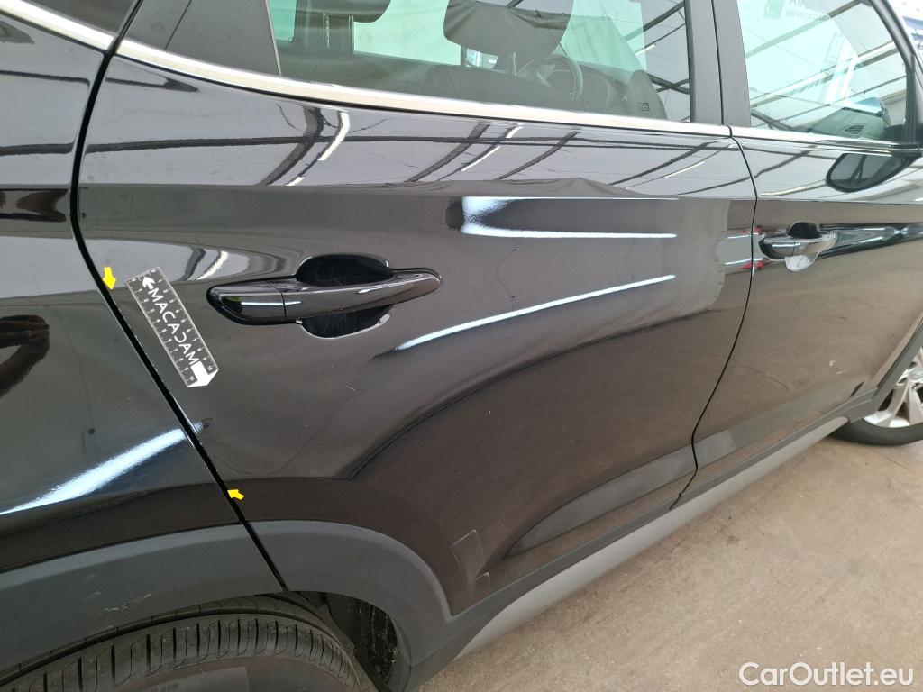  Hyundai  Tucson HYUNDAI  / 2018 / 5P / SUV 1.6 CRDI 136 HYBRID 48V DCT-7 CREATIVE #10