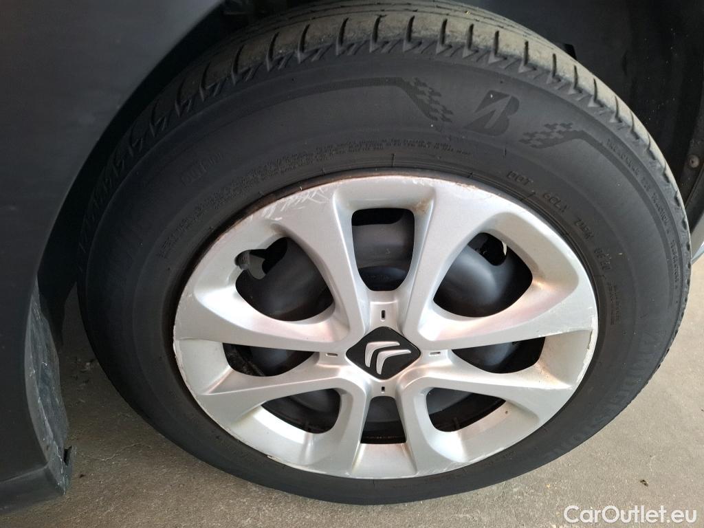 Citroen  C3  Société Feel Nav 1.2 PureTech 80CV BVM5 E6d #29
