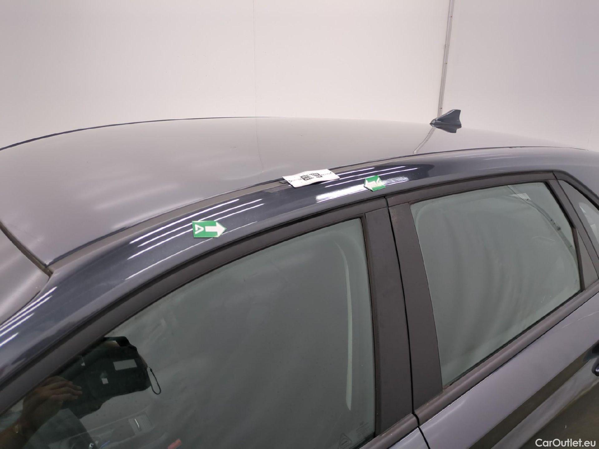  Hyundai  i30  Business 1.6 CRDi 115CV BVA7 E6d #40