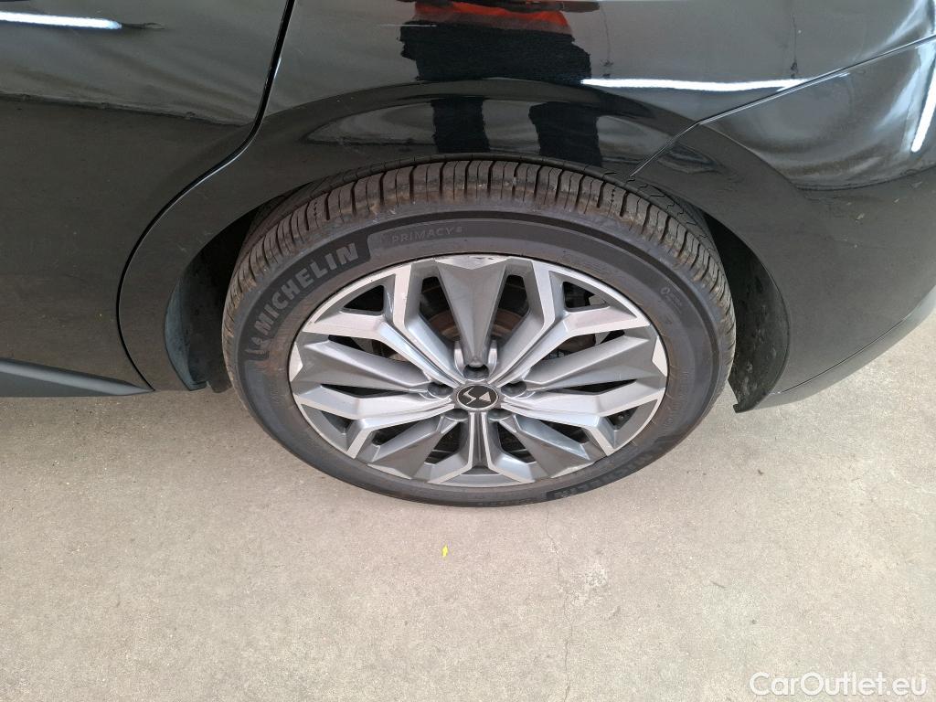  DS  DS4 DS DS 4 / 2021 / 5P / Berline E-TENSE 225 BASTILLE AUTO #25