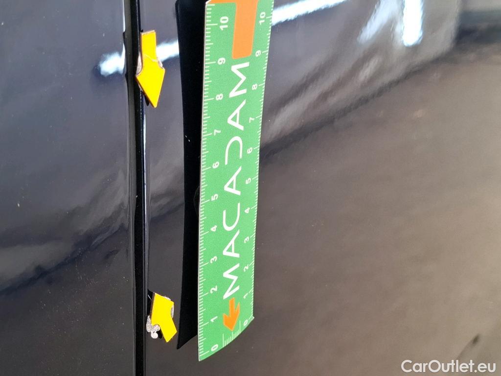  Citroen  C5 Aircross CITROEN  / 2022 / 5P / SUV Hybride rechargeable 225 e-EAT8 MAX #26