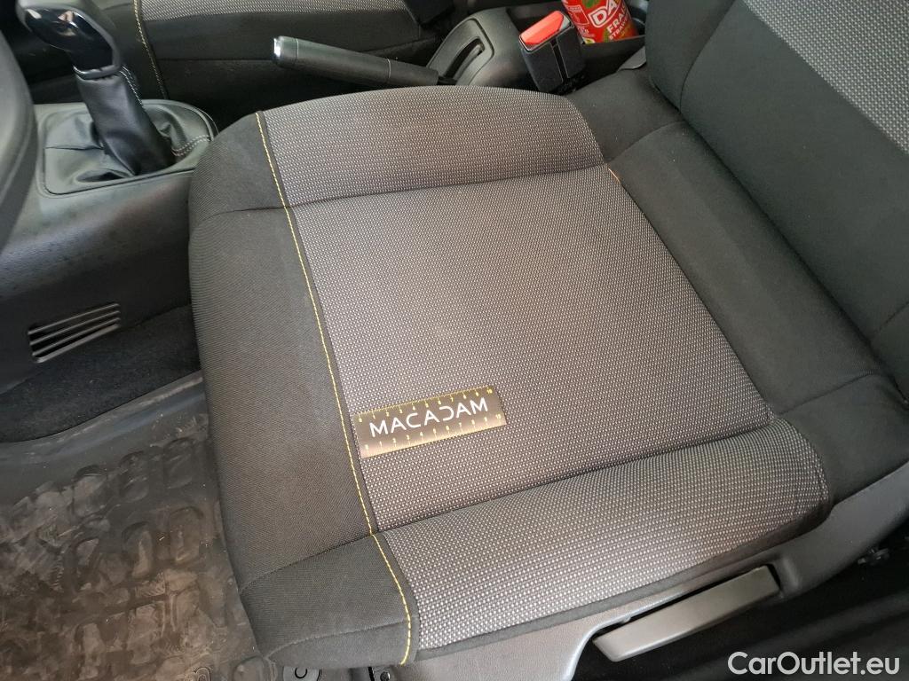  Citroen  C3  Société Feel Nav 1.2 PureTech 80CV BVM5 E6d #26