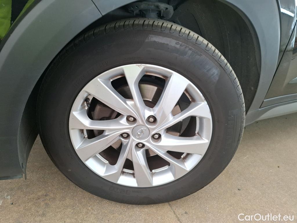  Hyundai  Tucson HYUNDAI  / 2018 / 5P / SUV 1.6 CRDI 136 HYBRID 48V DCT-7 CREATIVE #35