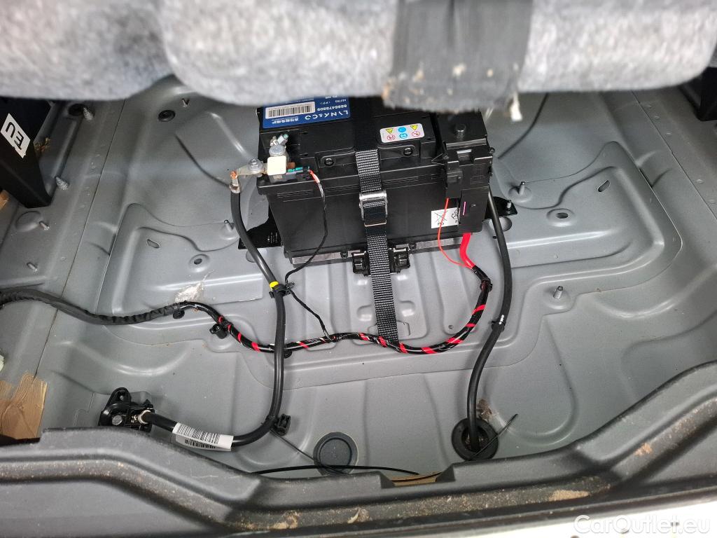  LYNK & Co  01 LYNK & CO  / 2020 / 5P / SUV 1.5 261ch  Hybride Rechargeable OPERATION STOCK #43
