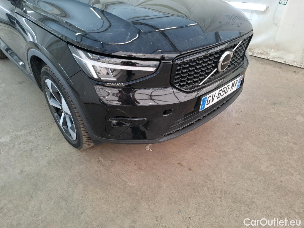  Volvo  XC 40 VOLVO XC40 2022 5P SUV B3 163 DCT 7 Ultimate #49