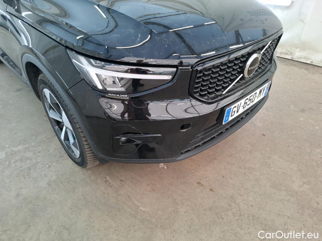  Volvo  XC 40 VOLVO XC40 2022 5P SUV B3 163 DCT 7 Ultimate #33