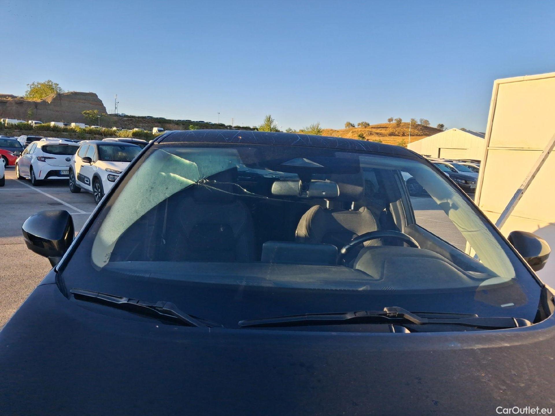  Nissan  Qashqai NISSAN  / 2021 / 5P / todoterreno DIG-T 103kW mHEV 4x2 N-GO(SP) #10