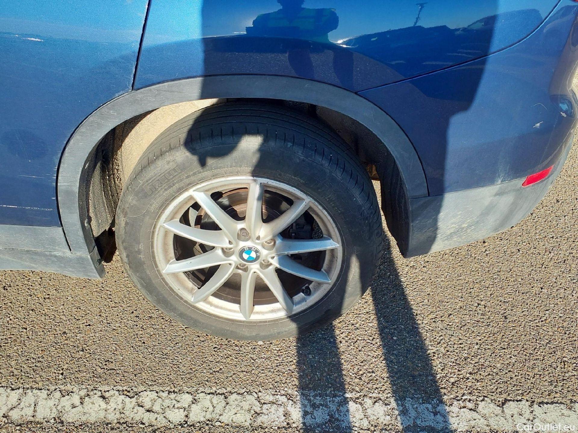  Bmw  X1 BMW  / 2019 / 5P / todoterreno sDrive18d #23