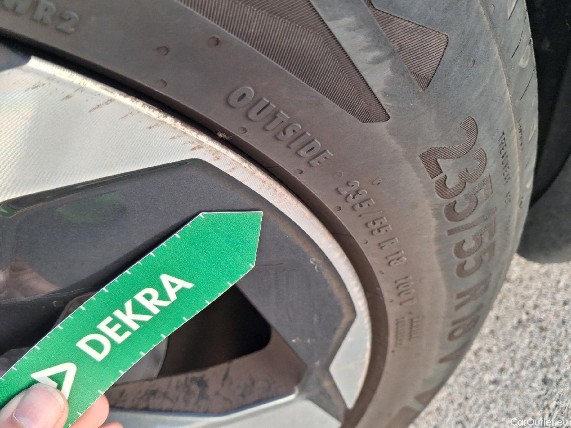  Nissan  Qashqai NISSAN  / 2021 / 5P / todoterreno DIG-T 103kW mHEV 4x2 N-GO(SP) #26
