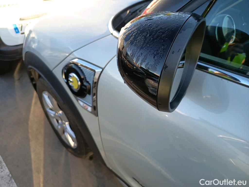  Mini  Countryman MINI  / 2020 / 5P / berlina con portón Cooper S E ALL4 #25