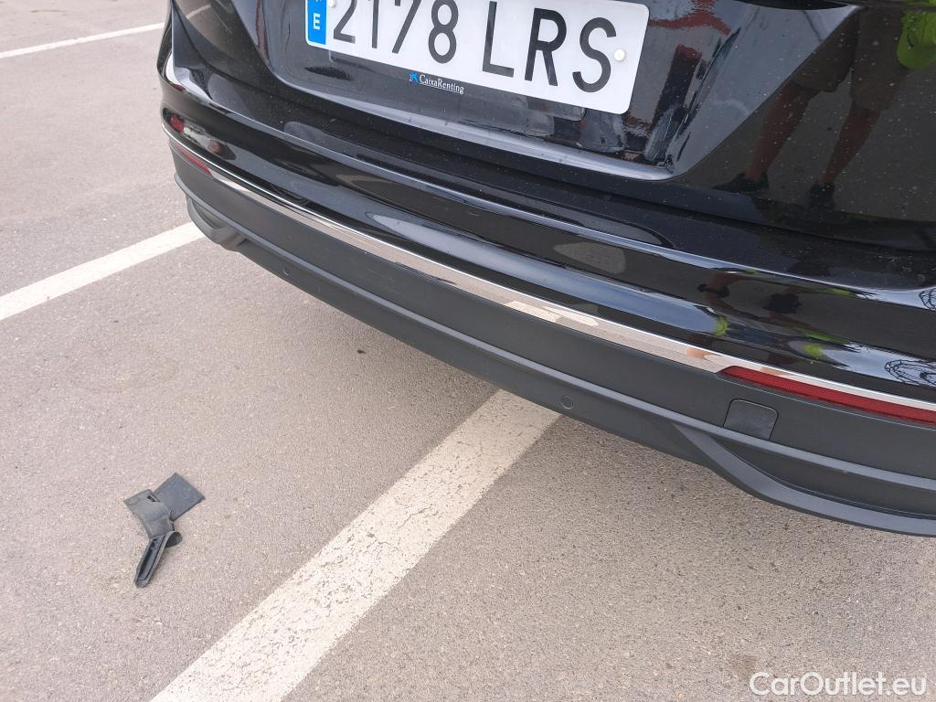  Volkswagen  Tiguan VOLKSWAGEN  / 2020 / 5P / todoterreno Life 2.0 TDI 110kW (150CV) DSG (AC2) #12