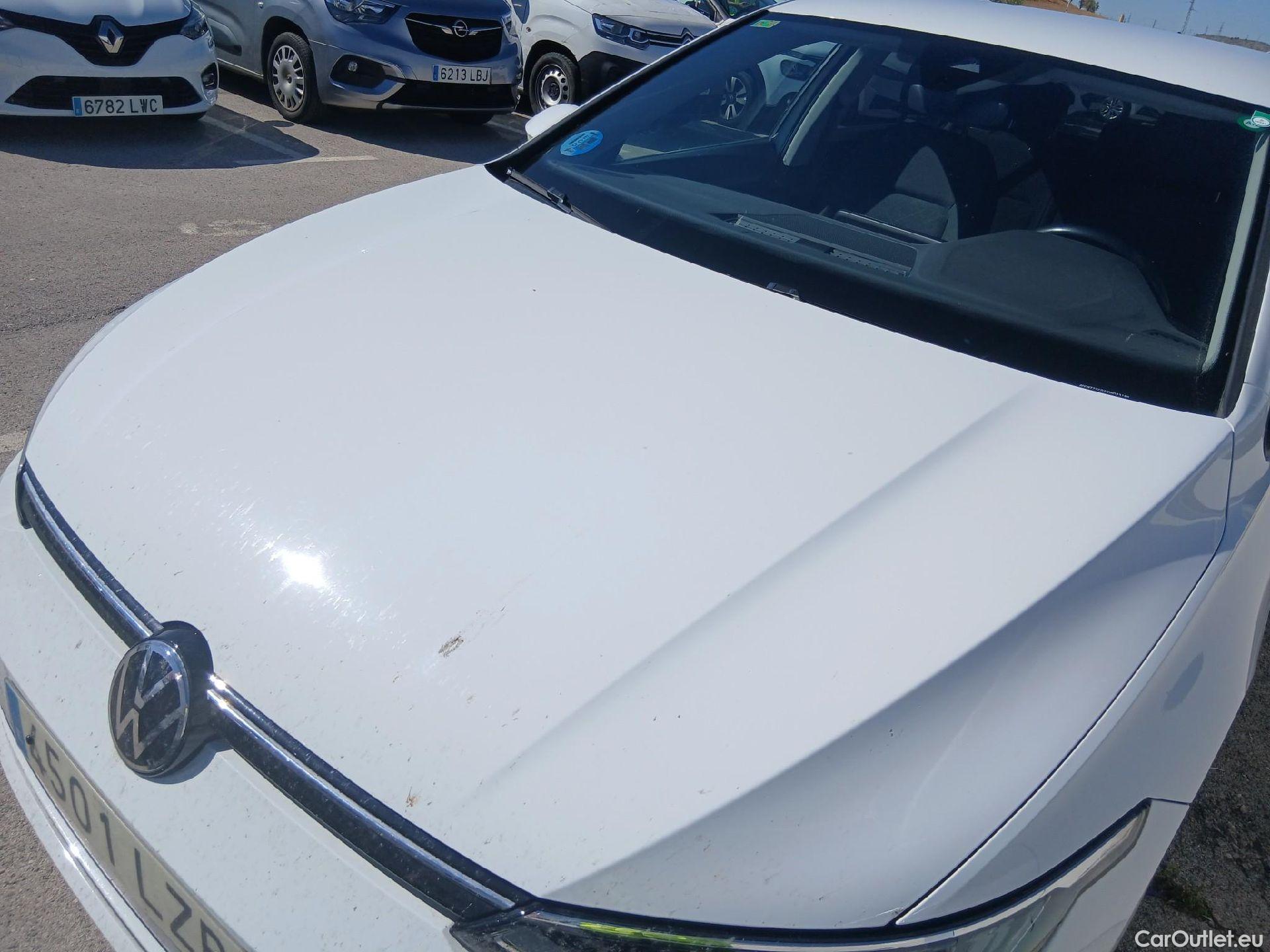  Volkswagen  Golf  VOLKSWAGEN / 2020 / 5P / berlina con portón Life 1.0 eTSI 81kW (110CV) DSG #5