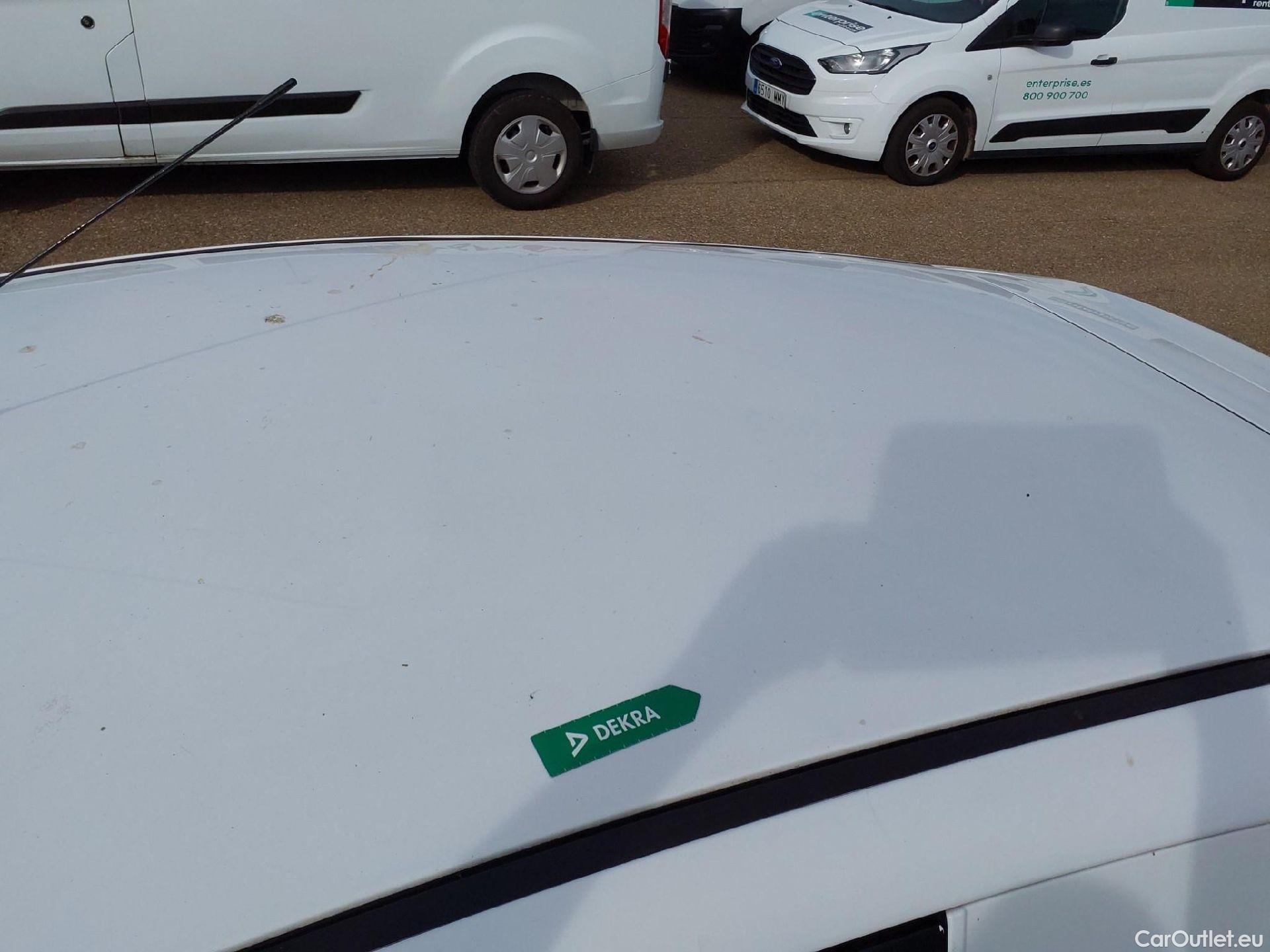  Ford  Fiesta FORD  Van / 2012 / 3P / berlina comercial 1.5 TDCi 55kW (75CV) #22