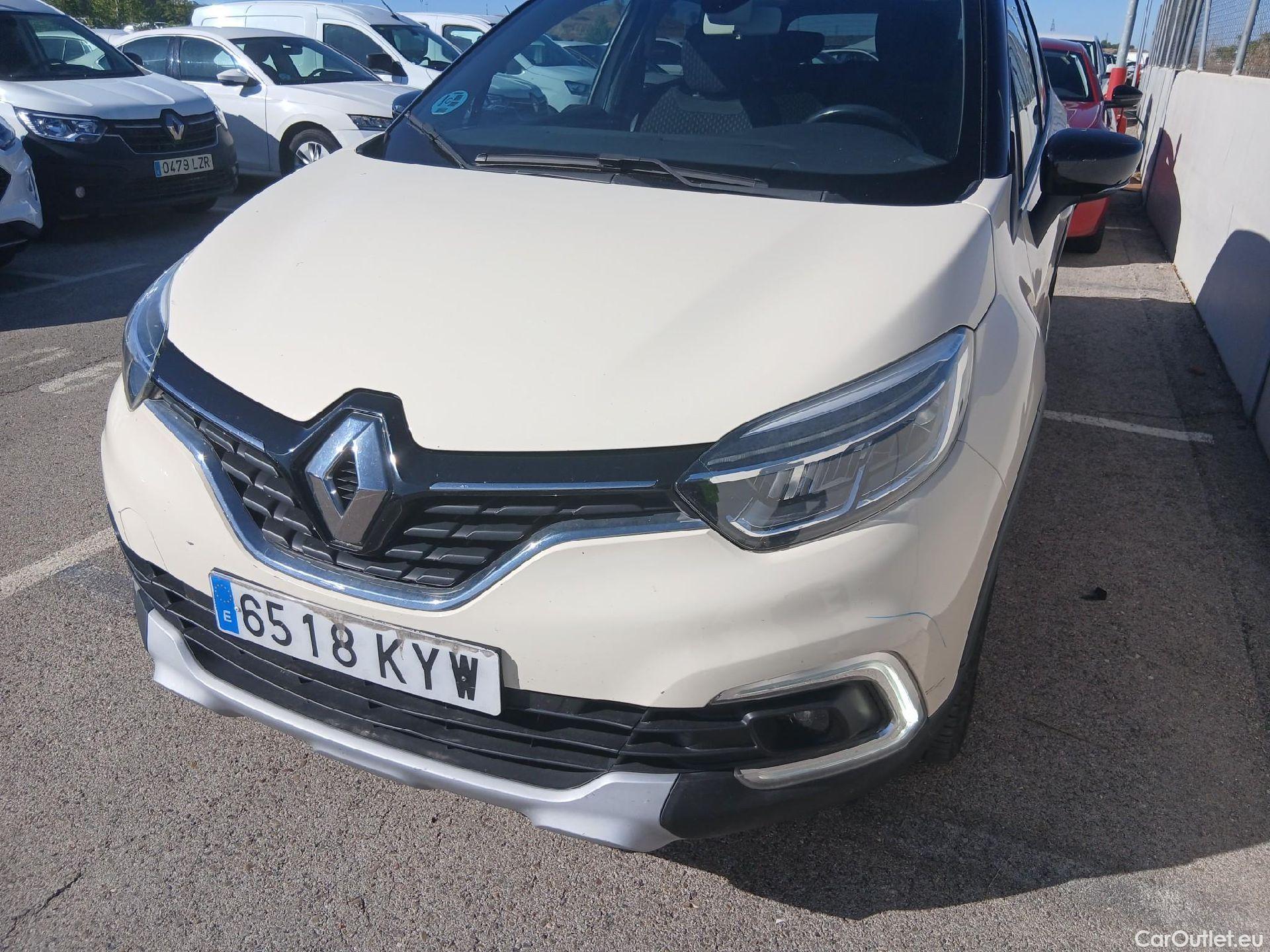  Renault  Captur RENAULT  / 2017 / 5P / crossover Zen TCe 66kW (90CV) -18 (CX) #9