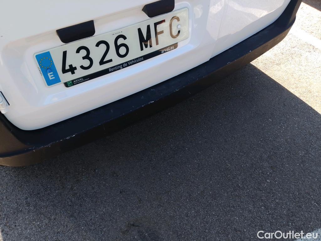  Fiat  Fiorino FIAT  / 2016 / 4P / furgón derivado de turismo Cargo SX N1 1.3 MJet 70 kW (95 CV) (AC) #14