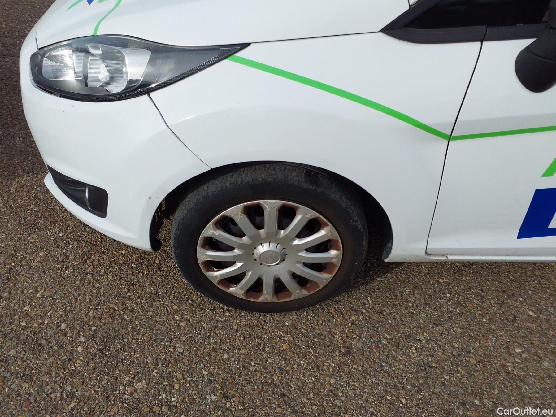  Ford  Fiesta FORD  Van / 2012 / 3P / berlina comercial 1.5 TDCi 55kW (75CV) #21