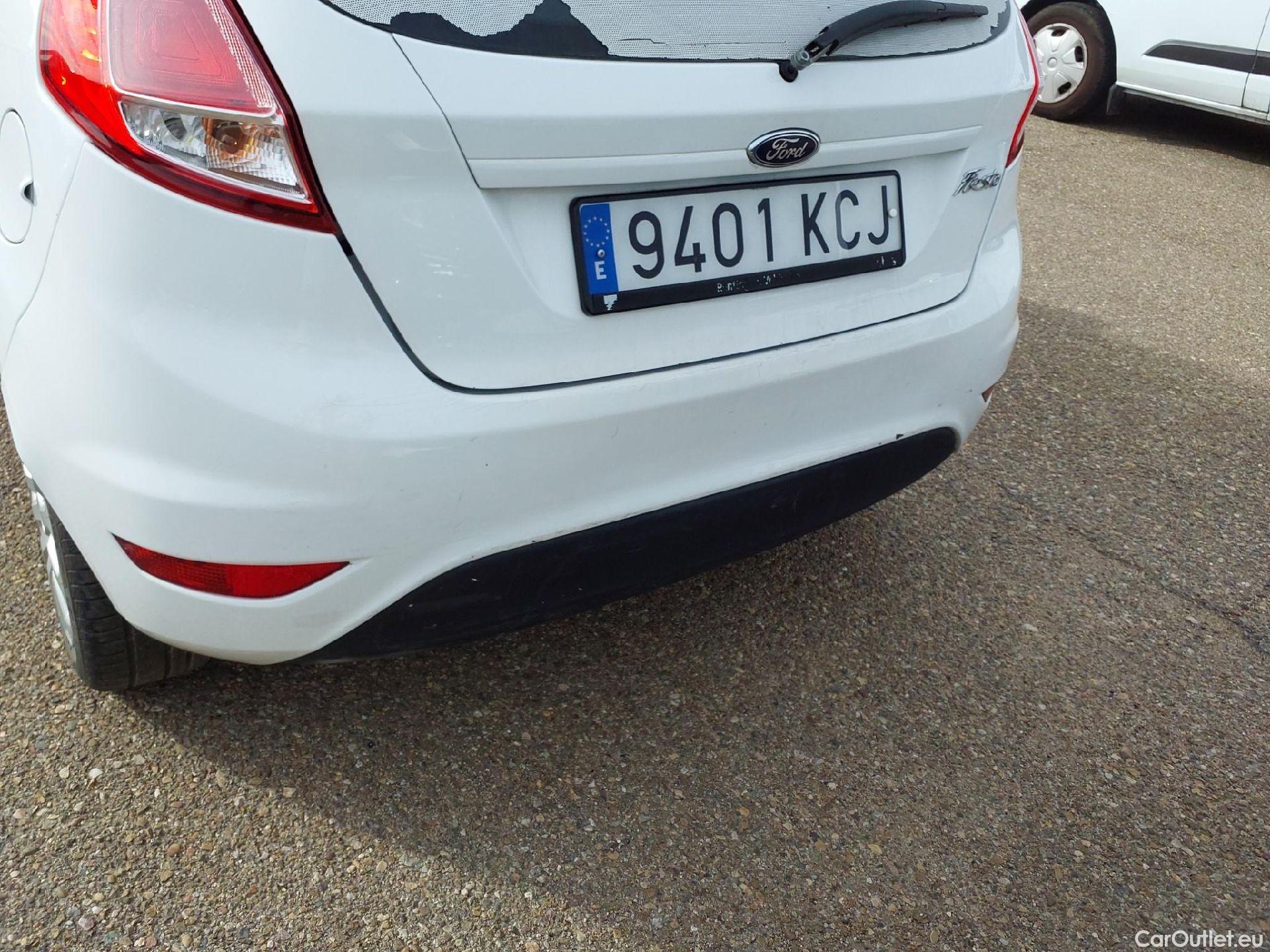  Ford  Fiesta FORD  Van / 2012 / 3P / berlina comercial 1.5 TDCi 55kW (75CV) #31