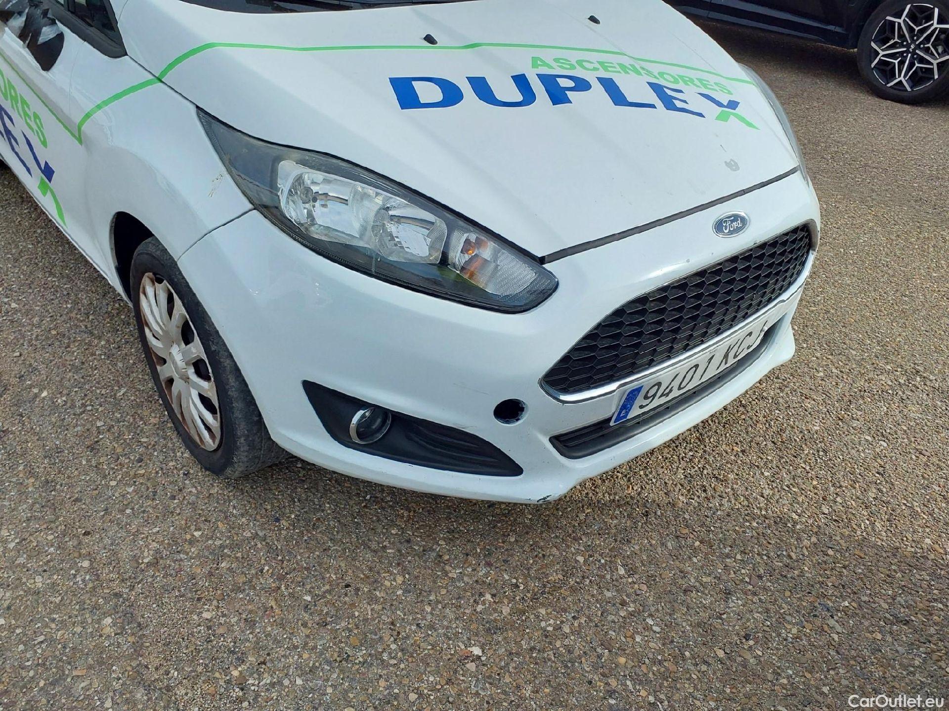  Ford  Fiesta FORD  Van / 2012 / 3P / berlina comercial 1.5 TDCi 55kW (75CV) #50
