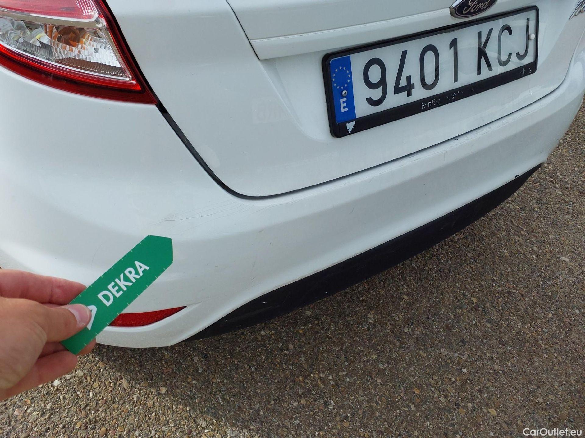  Ford  Fiesta FORD  Van / 2012 / 3P / berlina comercial 1.5 TDCi 55kW (75CV) #29