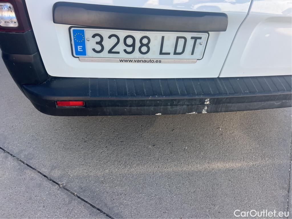  Nissan  NV300 NISSAN  / 2016 / 4P / combi Combi 6 2.0dCi 88kW L1H1 1T OPTIMA #41